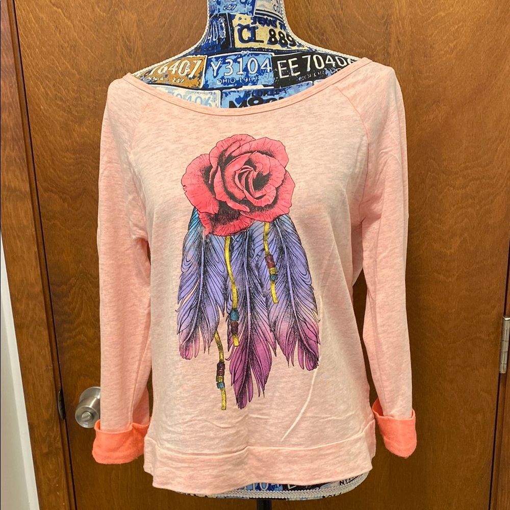 Stranded Graphic quarter  Sleeve Top size large